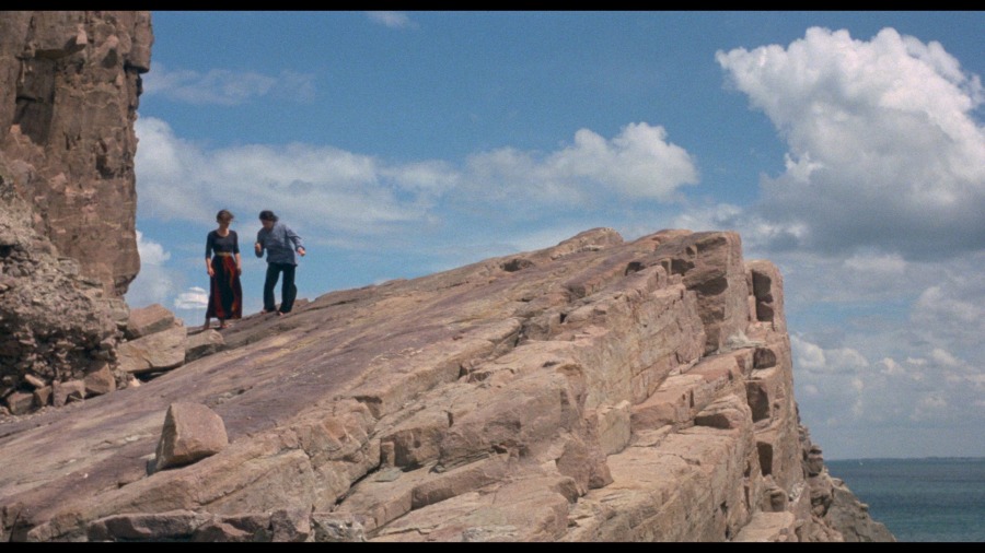 Screen capture from Noroît