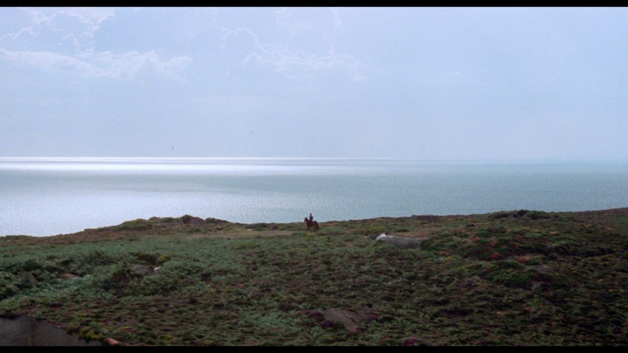 Screen capture from Noroît