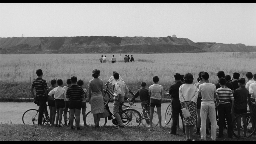 Screen capture from La notte