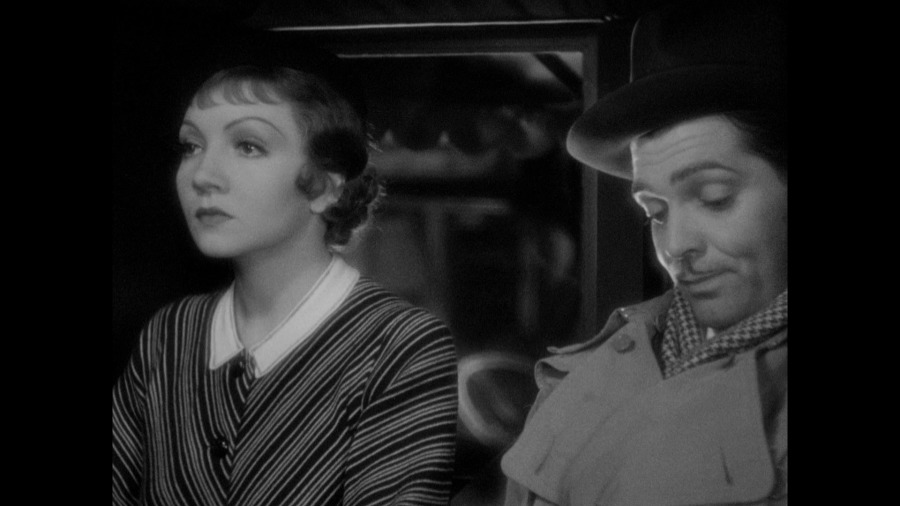 Screen capture from It Happened One Night