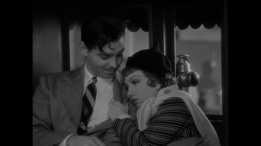 Screen capture from It Happened One Night
