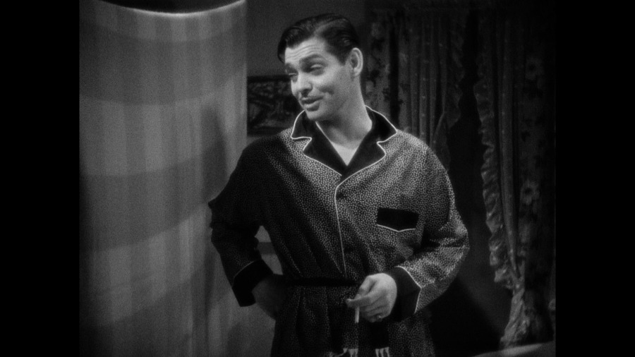 Screen capture from It Happened One Night