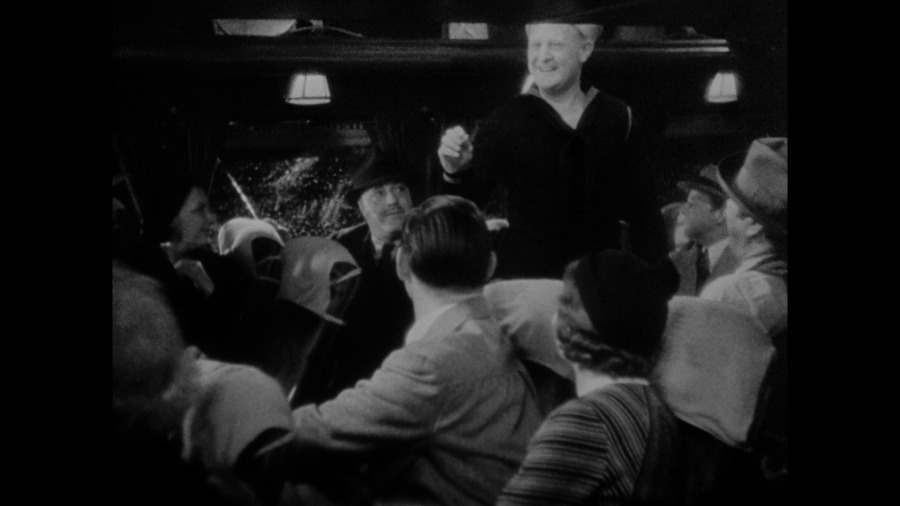 Screen capture from It Happened One Night