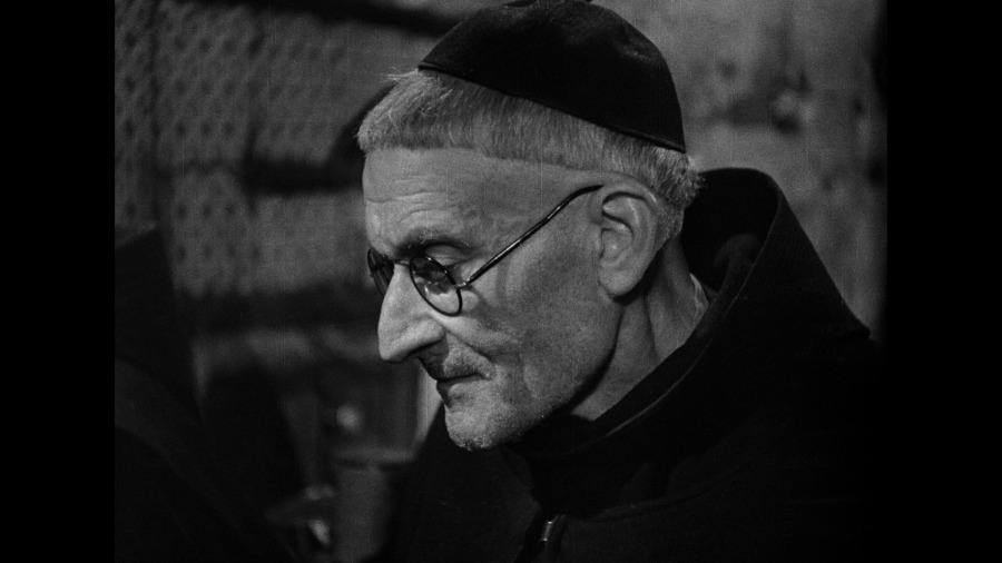 Screen capture from Paisan