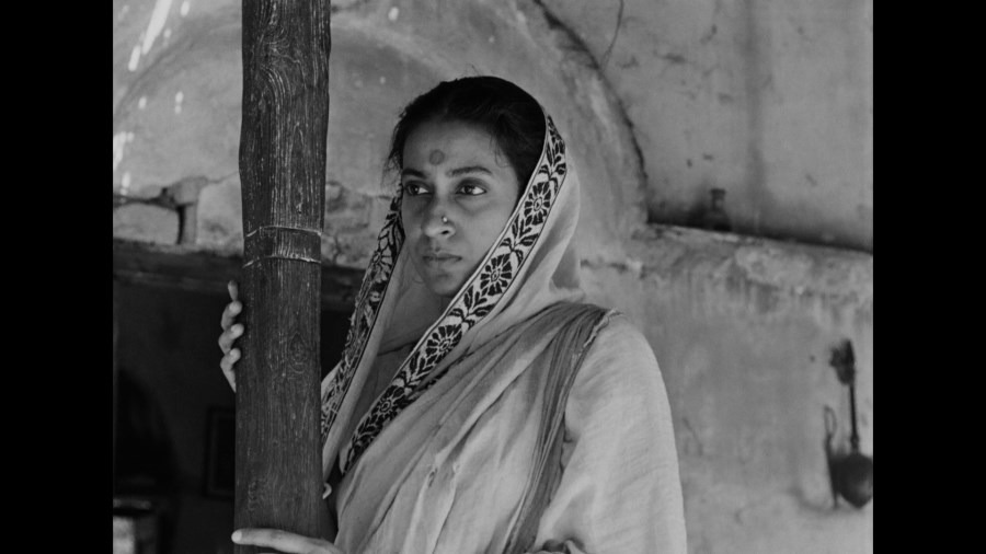 Screen capture from Pather Panchali