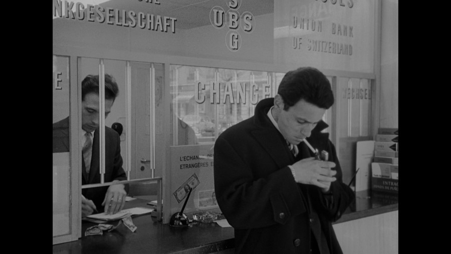 Screen capture from Le petit soldat