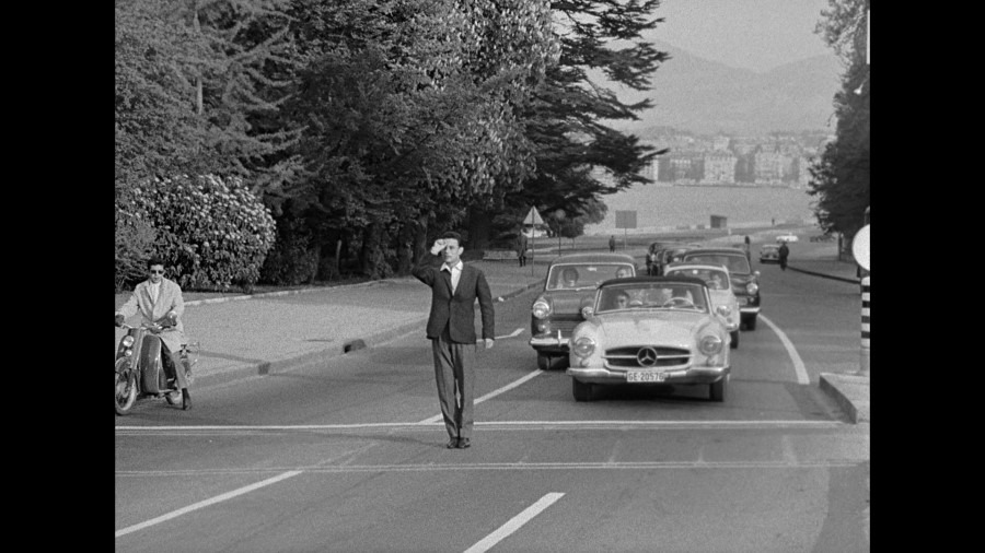 Screen capture from Le petit soldat