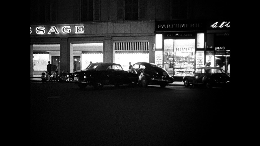 Screen capture from Le petit soldat
