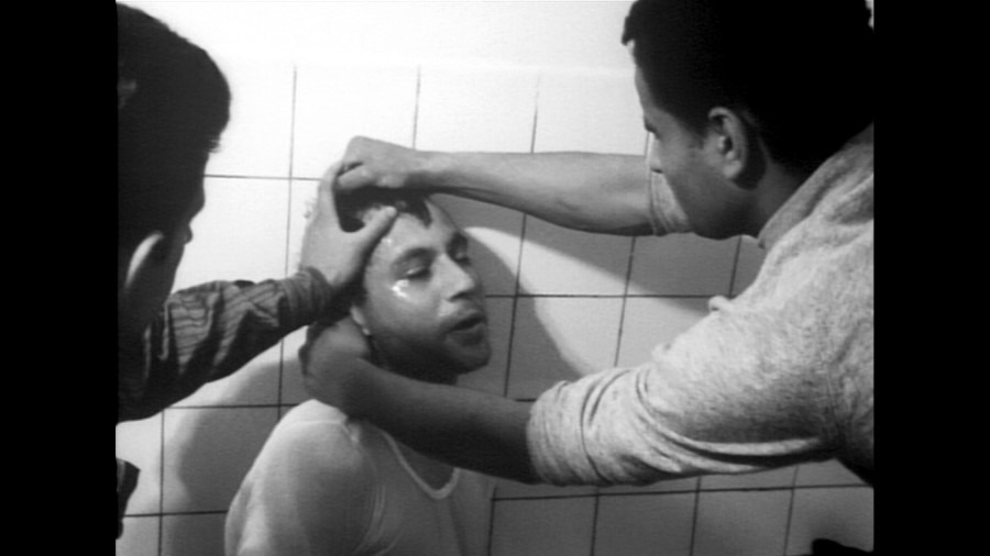 Screen capture from Le petit soldat