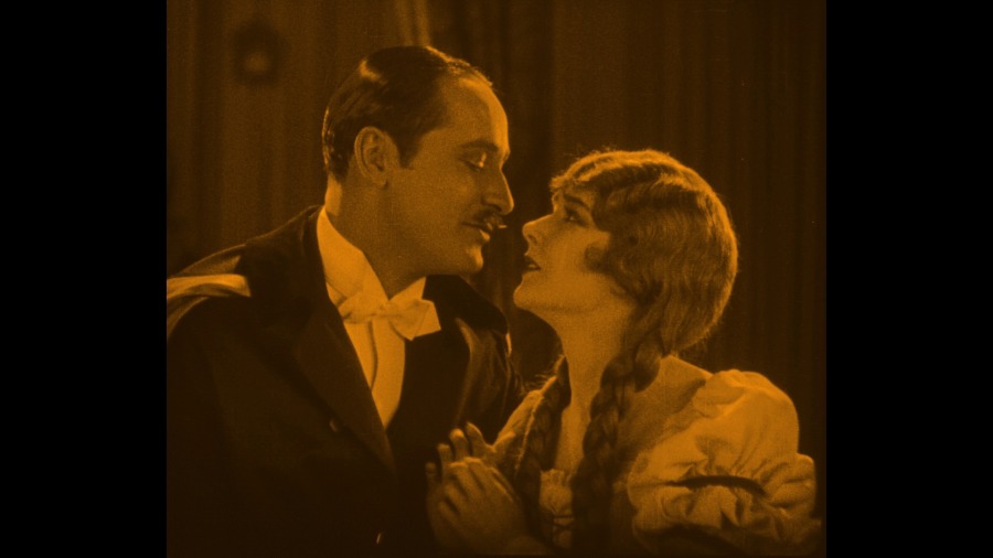 Screen capture from The Phantom of the Opera