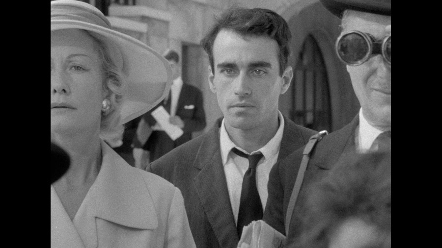 Screen capture from Pickpocket