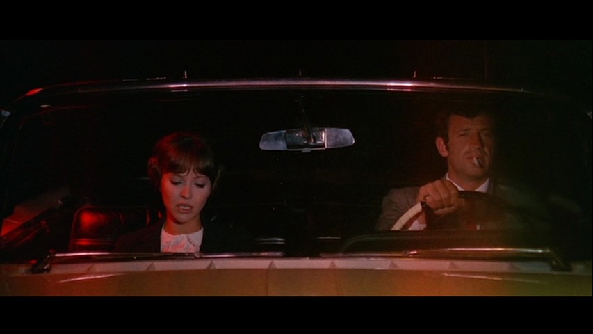 Screen capture from Pierrot le fou