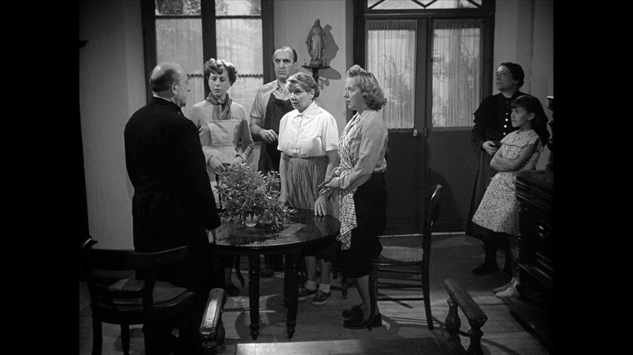 Screen capture from La poison