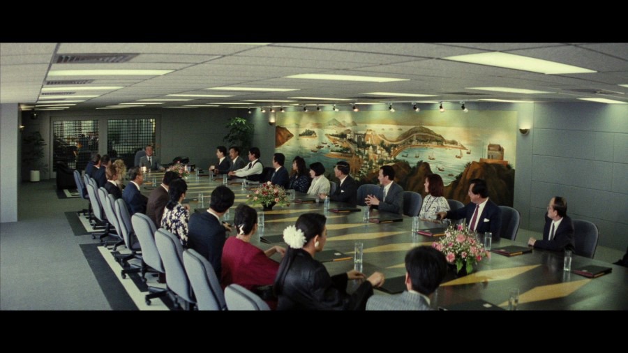 Screen capture from Police Story/Police Story 2