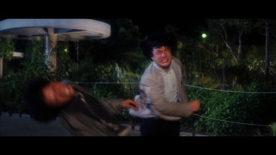 Screen capture from Police Story/Police Story 2
