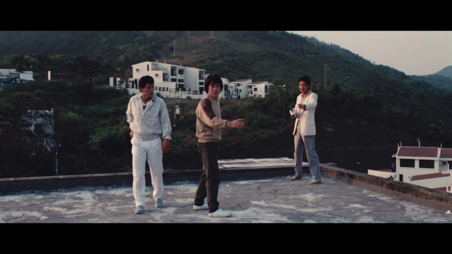 Screen capture from Police Story/Police Story 2