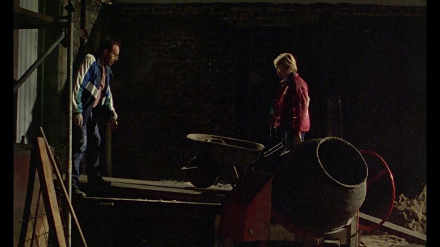 Screen capture from La promesse