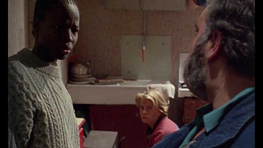 Screen capture from La promesse