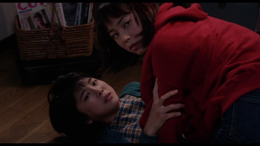 Screen capture from Ringu