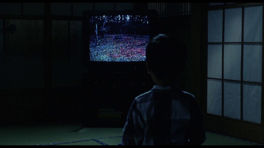 Screen capture from Ringu