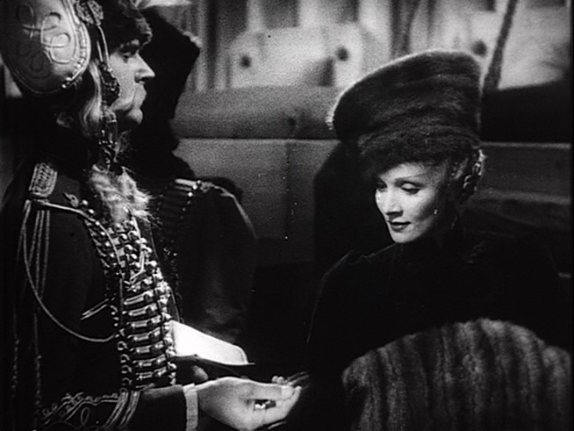 Screen capture from The Scarlet Empress