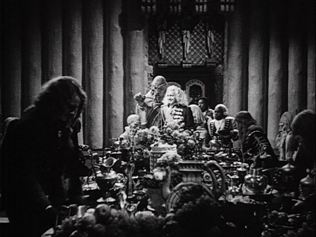 Screen capture from The Scarlet Empress