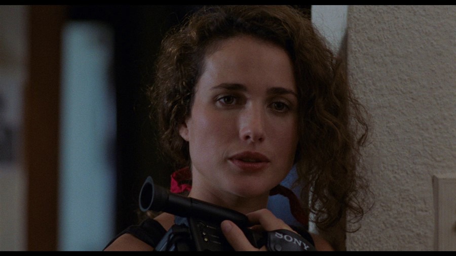Screen capture from sex, lies, and videotape
