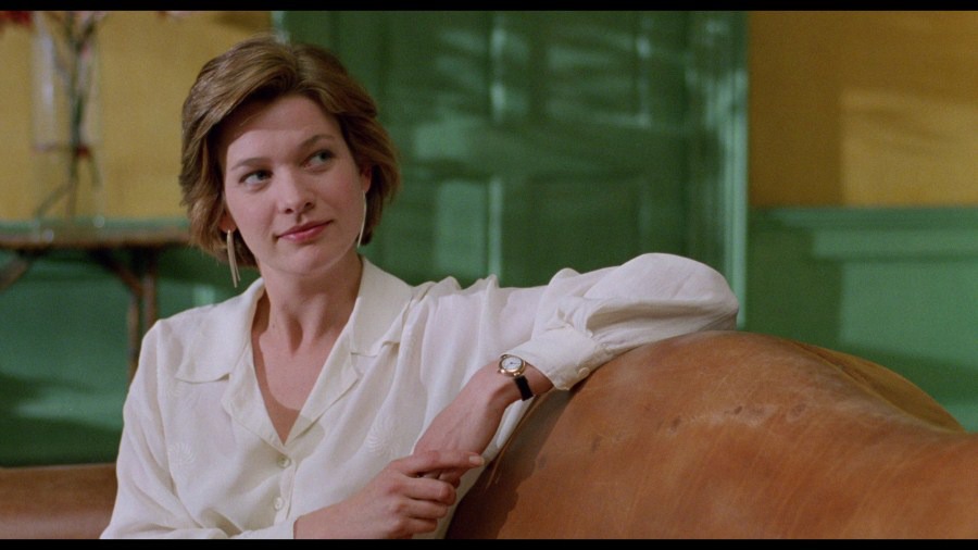 Screen capture from Shallow Grave