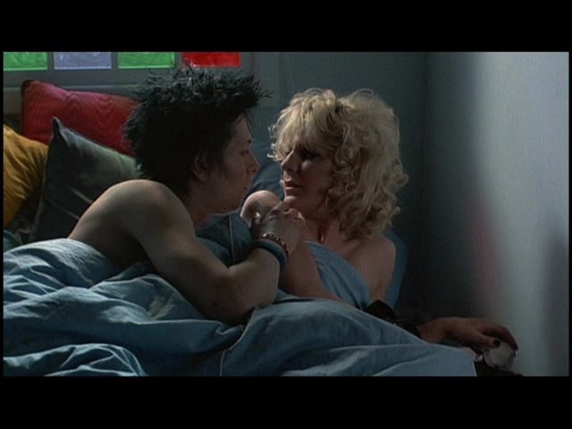 Screen capture from Sid & Nancy
