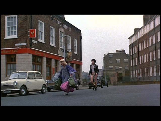 Screen capture from Sid & Nancy