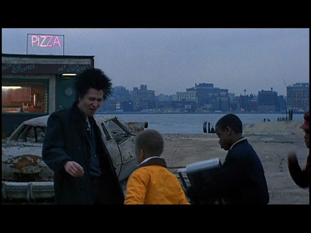 Screen capture from Sid & Nancy