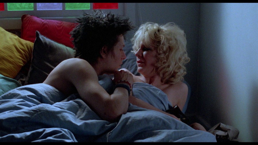 Screen capture from Sid & Nancy