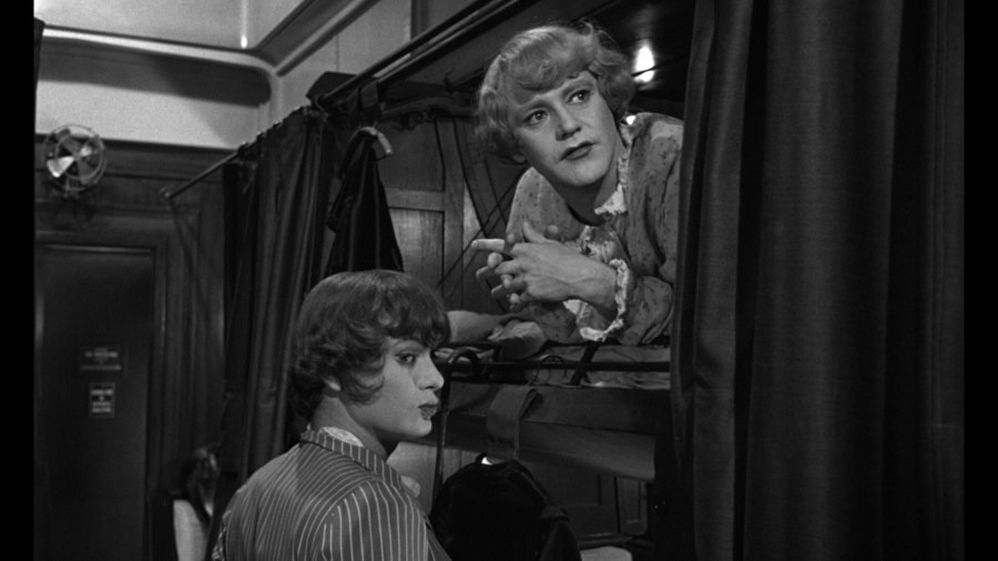 Screen capture from Some Like It Hot