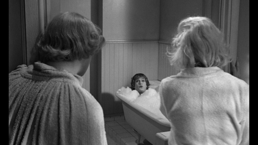 Screen capture from Some Like It Hot