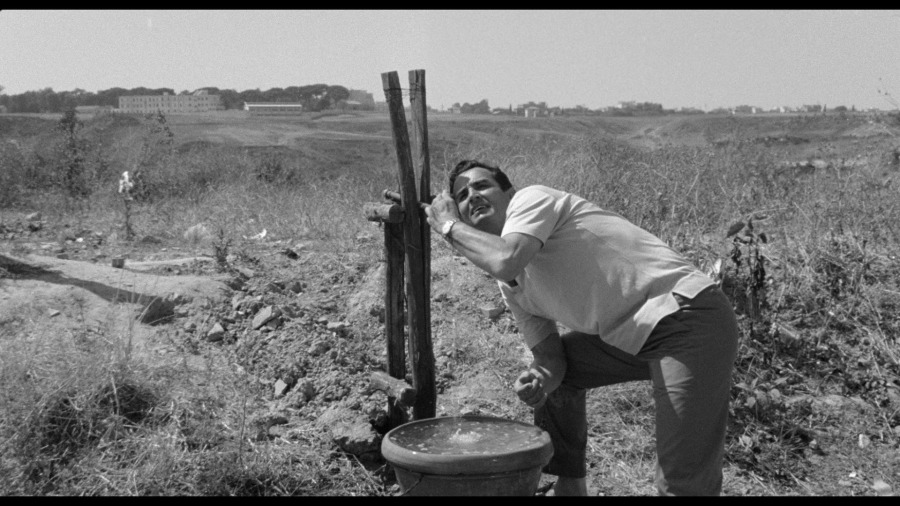 Screen capture from Il sorpasso