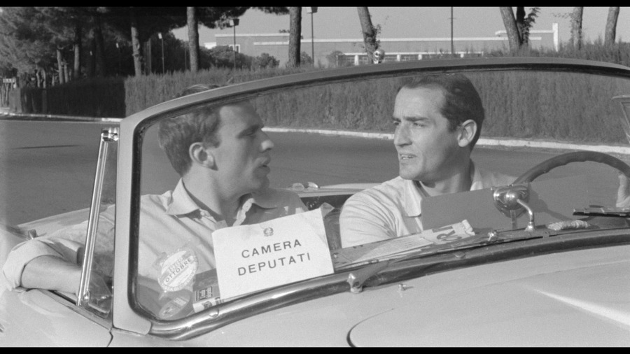 Screen capture from Il sorpasso