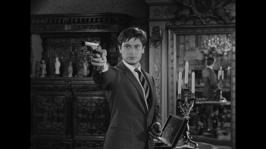 Screen capture from Spotlight on a Murderer