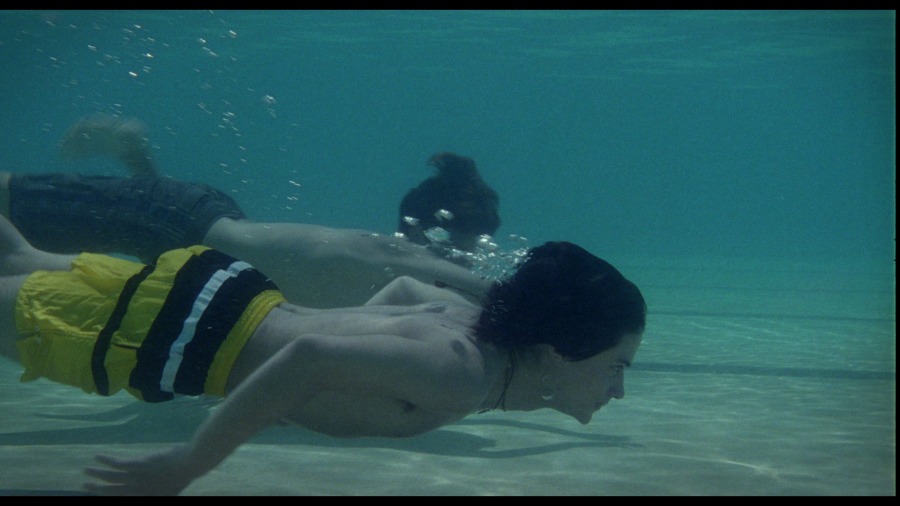 Screen capture from Y tu mamá también 