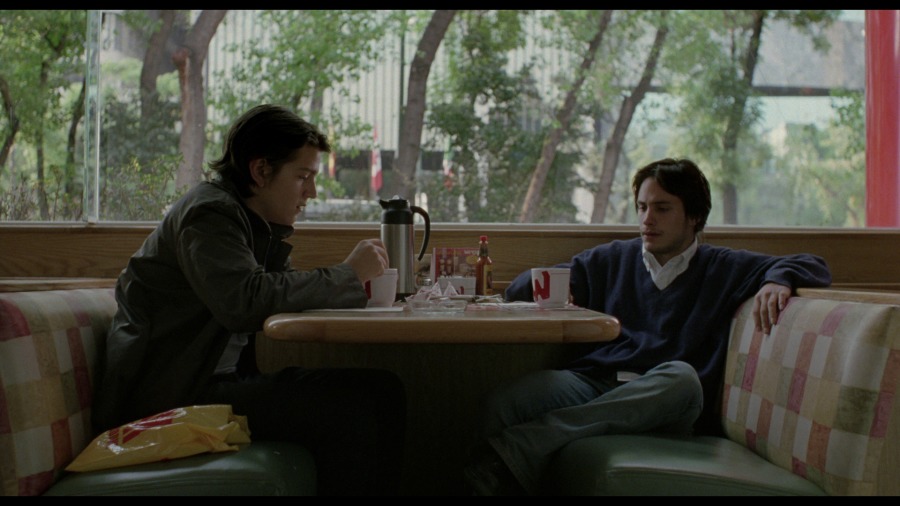 Screen capture from Y tu mamá también 