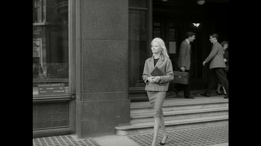 Screen capture from That Kind of Girl