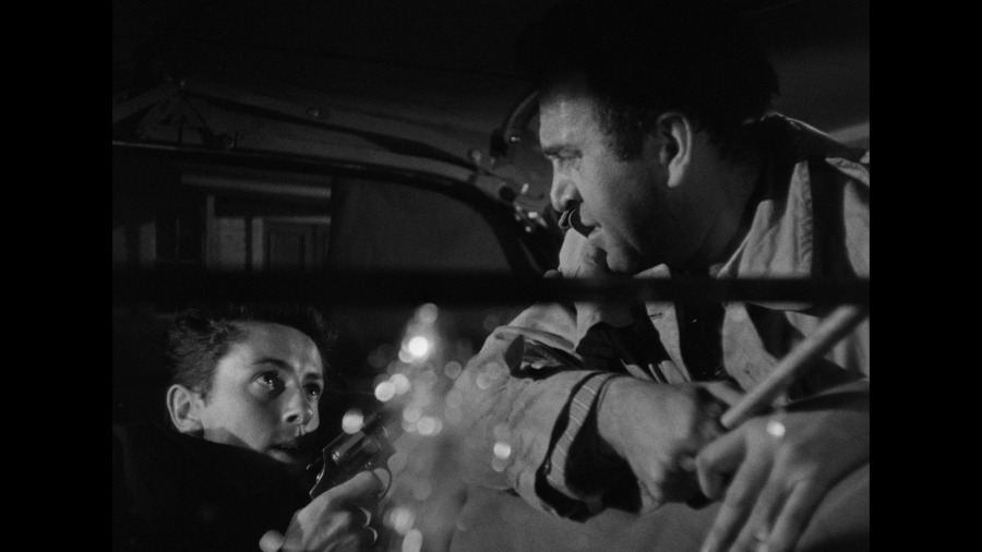 Screen capture from They Live by Night