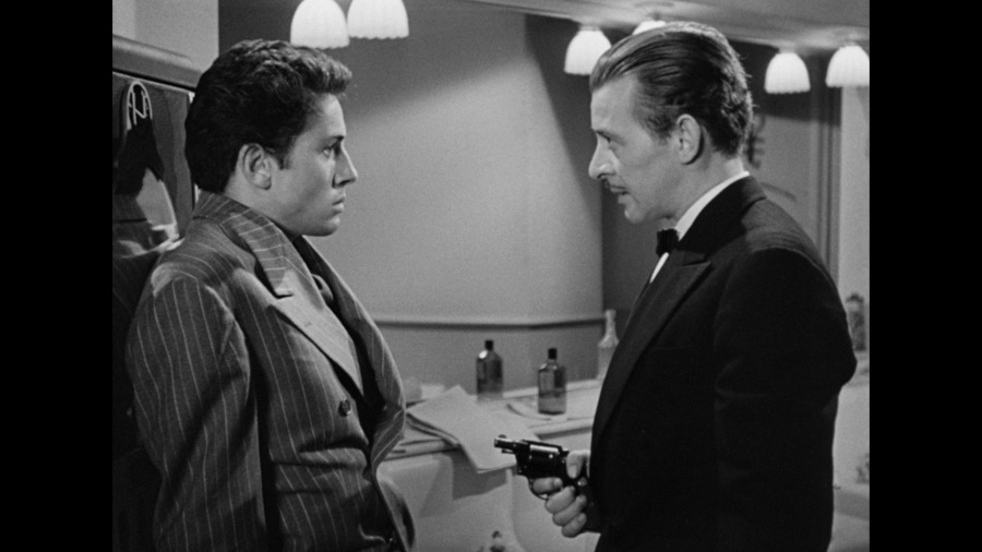Screen capture from They Live by Night