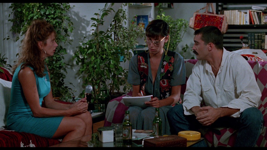 Screen capture from Tie Me Up! Tie Me Down!