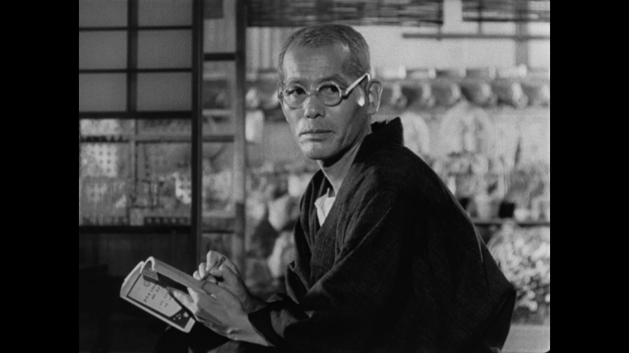 Screen capture from Tokyo Story