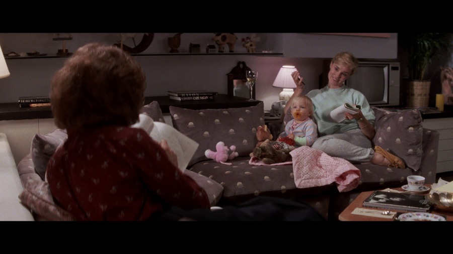 Screen capture from Tootsie