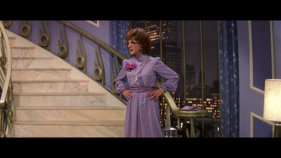 Screen capture from Tootsie