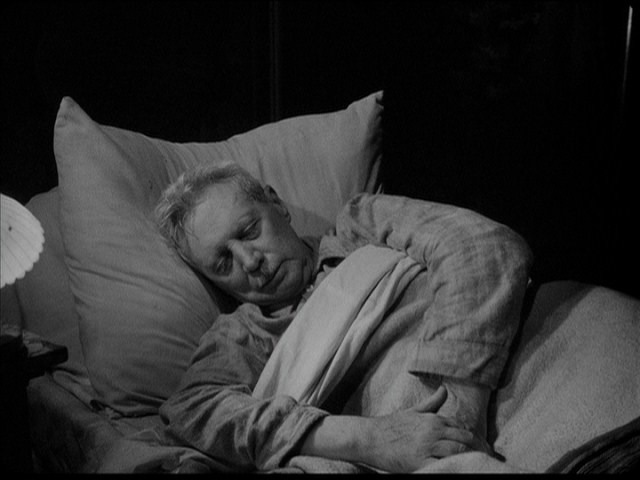 Screen capture from Umberto D.