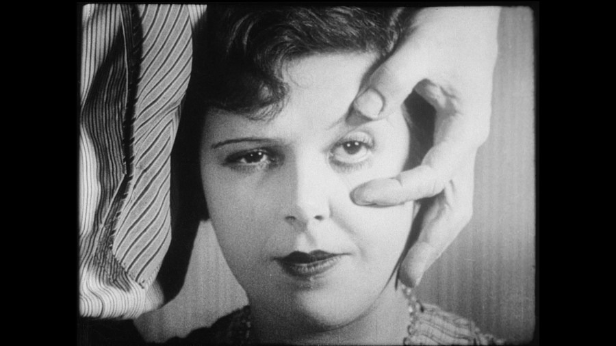 Screen capture from L'Age d'or / Un Chien Andalou