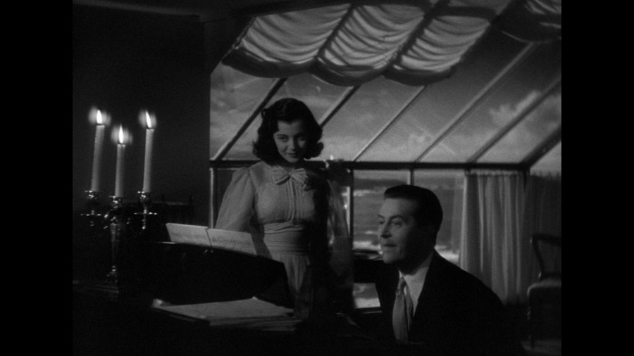 Screen capture from The Univited