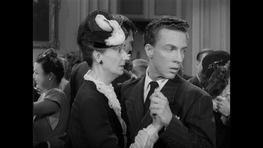 Screen capture from Monsieur Verdoux